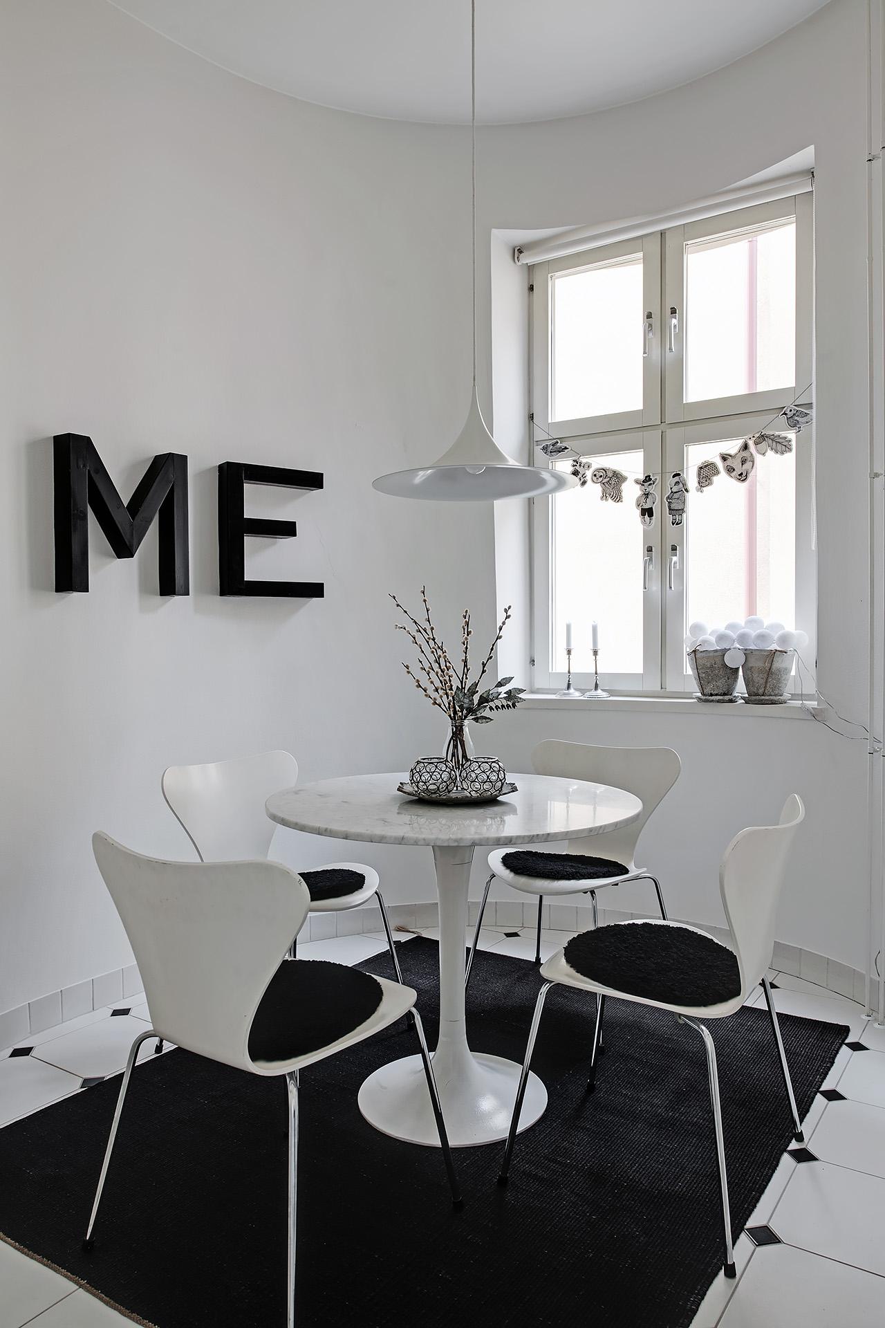 ...och det förra pigtrapphuset är numera en mysig matplats