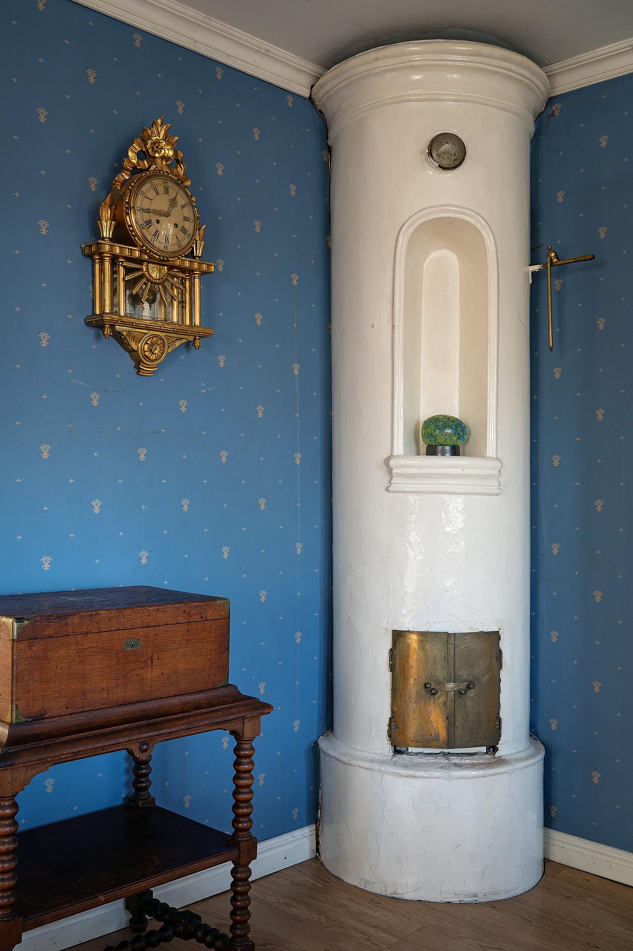 Samtliga eldstäder bör kontrolleras innan användning