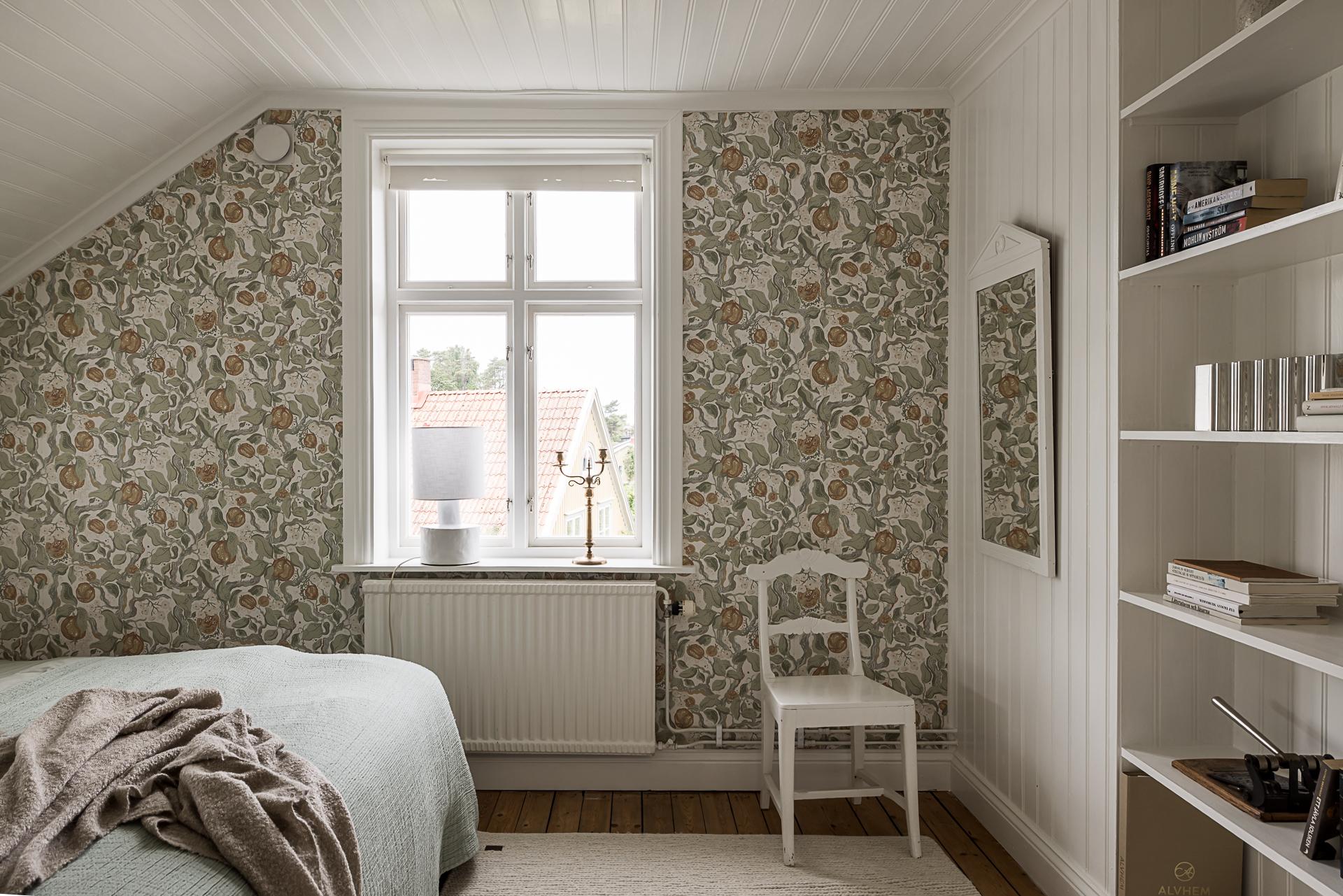 Sovrum nr 3 vänder sig åt sydväst