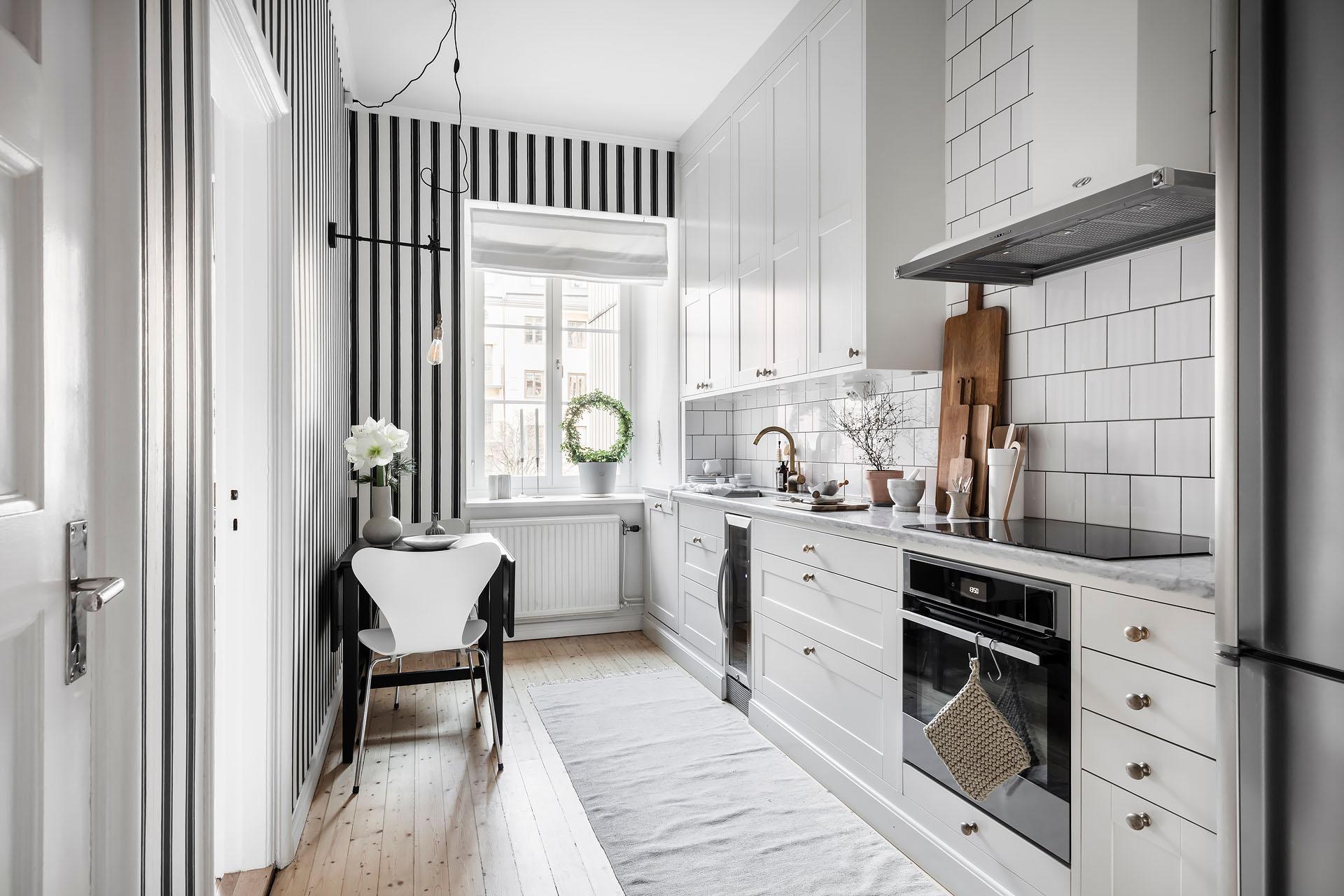 Smakfullt renoverat kök med påkostade materialval