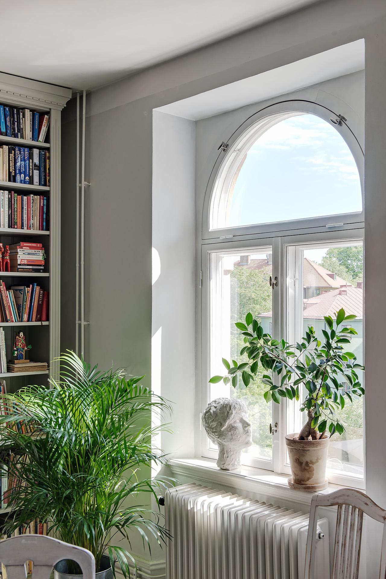 Influenser från Rom i fönsterdesignen